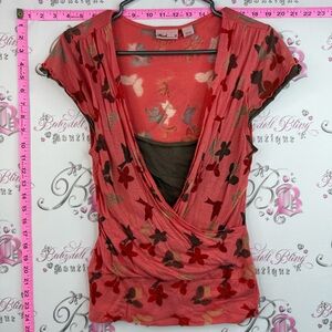 Hooch T-shirt Floral butterfly Short-Sleeve Camisole in Coral Brown Inner Layer